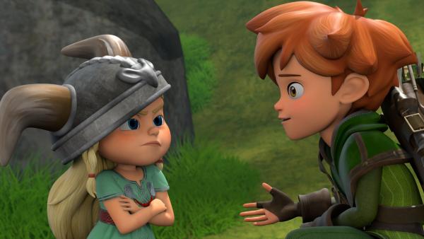 Bild 1 von 3: Robin (r.) und Solveig (l.) denken nach, was mit Geri passiert sein könnte.