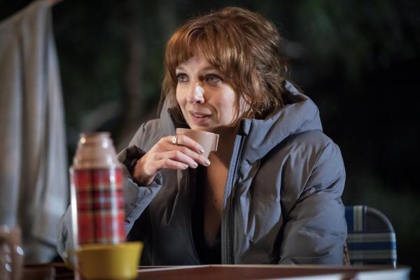 Bild 1 von 5: Lauren (Katherine Parkinson)