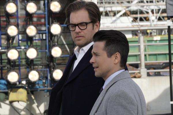 Bild 1 von 19: Danny (Freddy Rodriguez, r.) und Bull (Michael Weatherly, l.) glauben, dass ihre neue Klientin nicht die ganze Wahrheit erzählt. Haben sie damit recht?