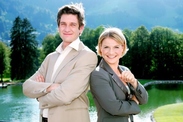 Bild 1 von 12: Im Bild: Andreas Kiendl (Klaus Lechner), Kristina Sprenger (Karin Kofler),