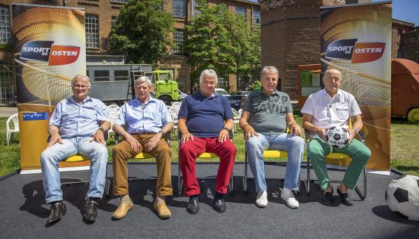 Bild 1 von 3: von links: Peter Ducke, Bernd Bransch, Jürgen Sparwasser, Jürgen Croy, Hans-Jürgen Kreische