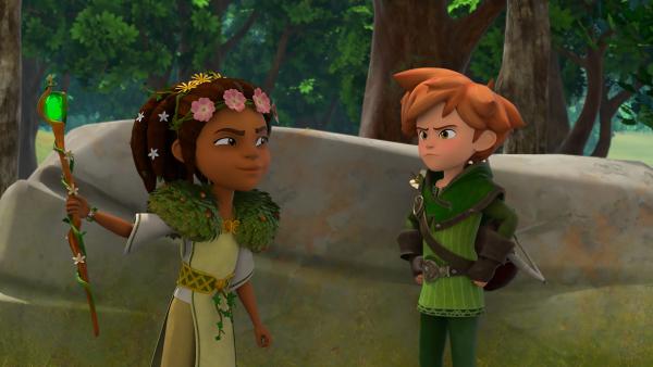 Bild 1 von 2: Katell (l.) und Robin (r.) überlegen, wie sie Prinz Johns Jagdpläne vereiteln können.