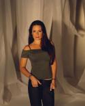 Holly Marie Combs in: Charmed - Zauberhafte Hexen