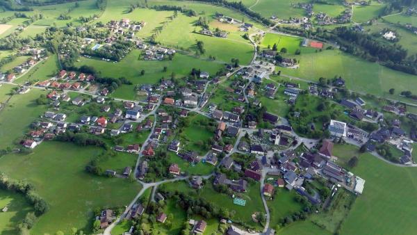 Bild 1 von 8: Im Bild: Ortsansicht Mallnitz.