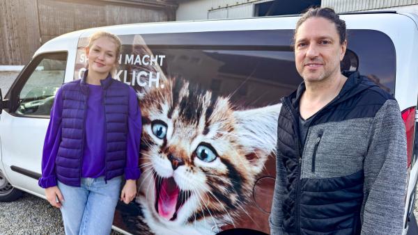 Bild 1 von 3: Marius vom Bund der Katzenfreunde hilft Streunerkatzen: Er fängt sie ein und lässt sie beim Tierarzt chippen, impfen und kastrieren. (Marius Zisselsberger).