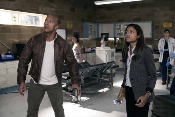 Bild 1 von 8: Davis Okoye (Dwayne \