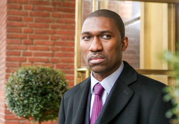 Bild 1 von 11: Im Bild: Kwame Kwei-Armah (Danny Adebayou).