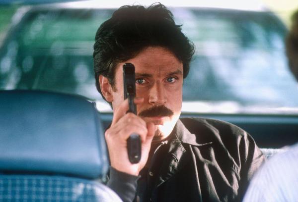 Bild 1 von 8: Martin (Patrick Bergin)
