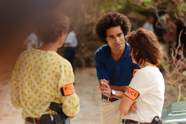 Bild 1 von 7: (v.l.n.r) Mélissa Sainte-Rose (Sonia Rolland); Aurélien Charlery (Julien Béramis); Gaëlle Crivelli (Béatrice de la Boulaye)