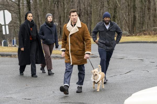 Bild 1 von 9: (v.l.n.r.) Sheryll Barnes (Roxy Sternberg); Kristin Gaines (Alexa Davalos); Remy Scott (Dylan McDermott); Ray Cannon (Edwin Hodge)
