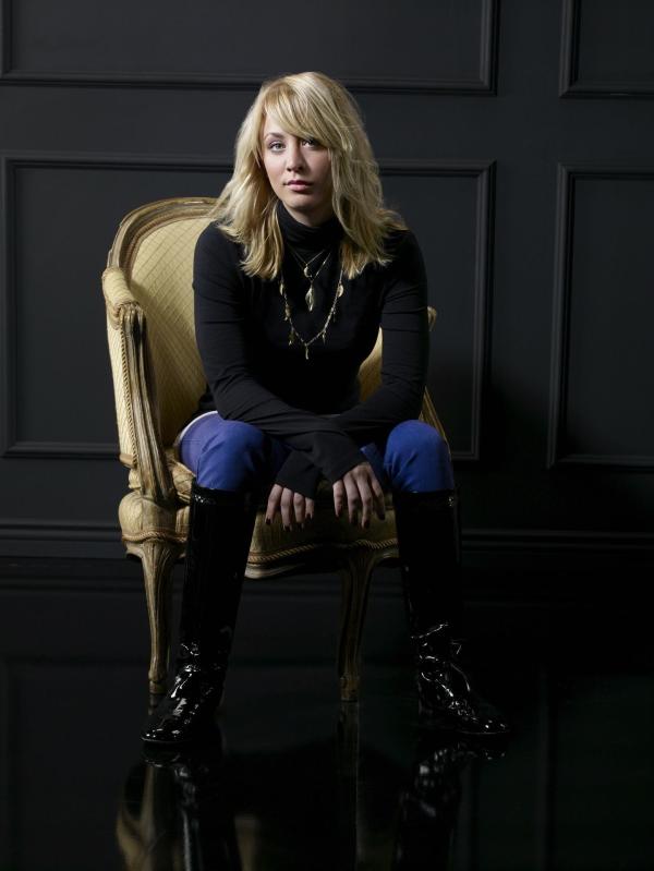 Bild 1 von 27: (3. Staffel) - Stellt das Leben ihrer Nachbarn gehörig auf den Kopf: Penny (Kaley Cuoco) ...