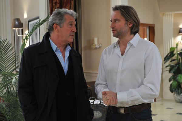 Bild 1 von 11: Michael (Erich Altenkopf, l.); André (Joachim Lätsch, r.)