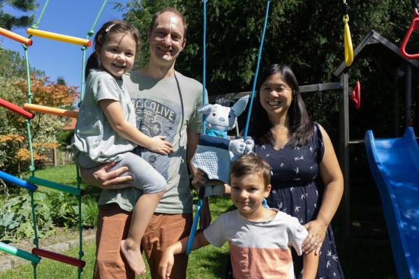 Bild 1 von 10: Alexander und seine Familie