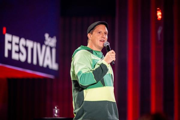 Bild 1 von 12: Sebastian 23