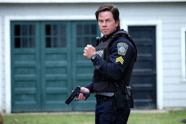 Bild 1 von 8: Tommy Saunders (Mark Wahlberg)