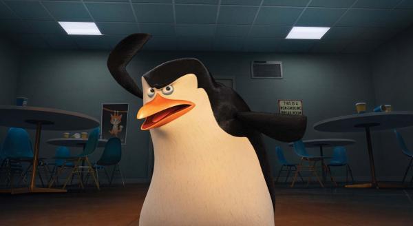 Bild 1 von 14: Der böse Dr. Octavius Brine will sich an allen Pinguinen auf grausame Weise für etwas rächen, das ihm in der Vergangenheit angetan wurde. Skipper (Bild) und seine Teamkollegen Kowalski, Rico und Private können das auf keinen Fall zulassen und wollen den Doktor mit allen Mitteln aufhalten ...