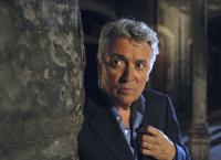 Commissario Laurenti - Der Tod wirft lange Schatten