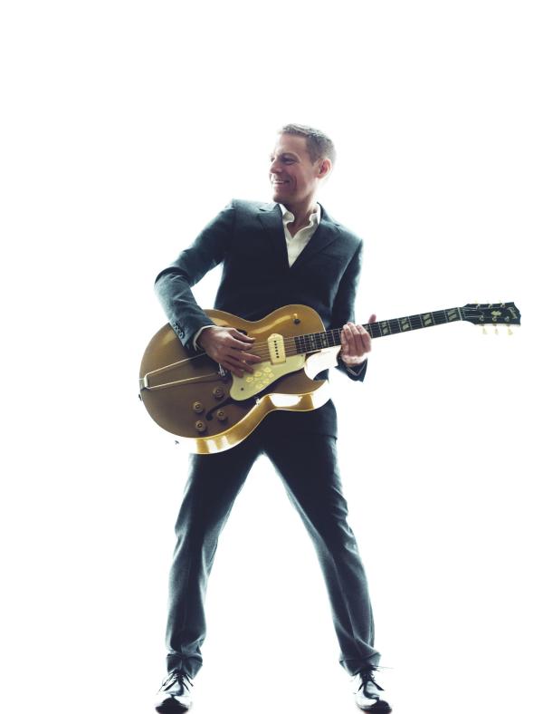 Bild 1 von 2: Bryan Adams