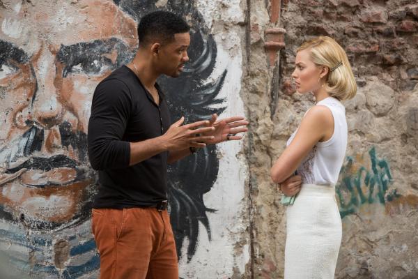 Bild 1 von 27: Im Bild: Will Smith (Nicky), Margot Robbie (Jess).