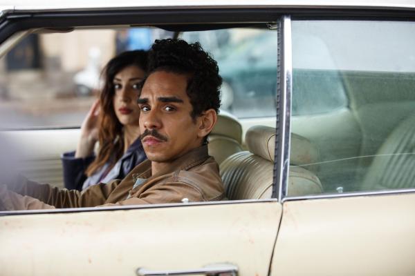 Bild 1 von 5: Kelly Maxwell (Dana DeLorenzo, l.); Pablo Simon Bolivar (Ray Santiago, r.)