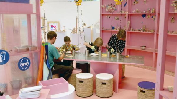 Bild 1 von 6: Im Bild: Kunst in Aktion: Das ZOOM Kindermuseum.