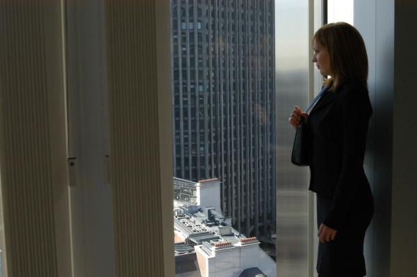 Bild 1 von 2: Jen Barber (Katherine Parkinson)
