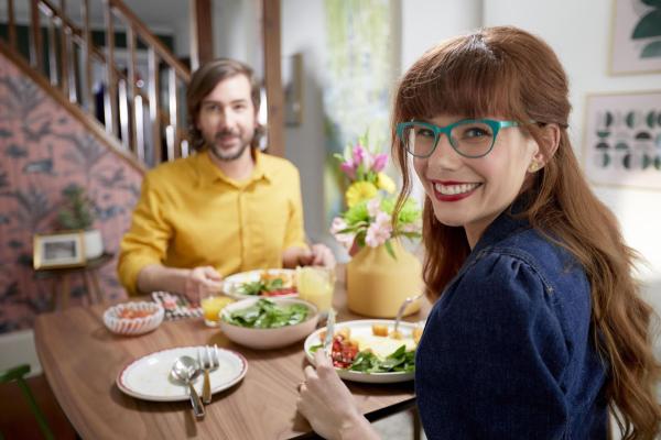 Bild 1 von 4: Aaron (l.); Mary Berg (l.)