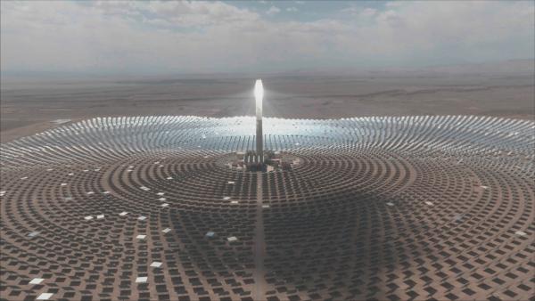 Bild 1 von 5: Das Sonnenwärmekraftwerk \