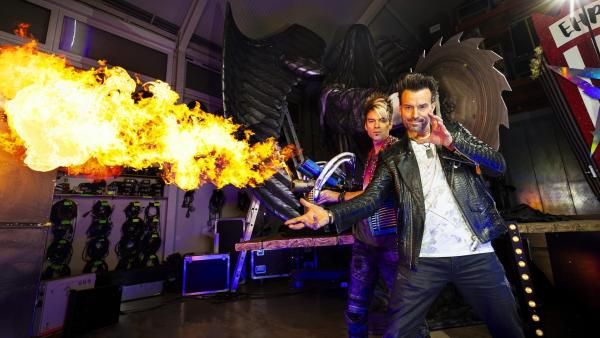 Bild 1 von 3: Chris (l.) und Andreas Ehrlich sind für spektakuläre Shows bekannt.