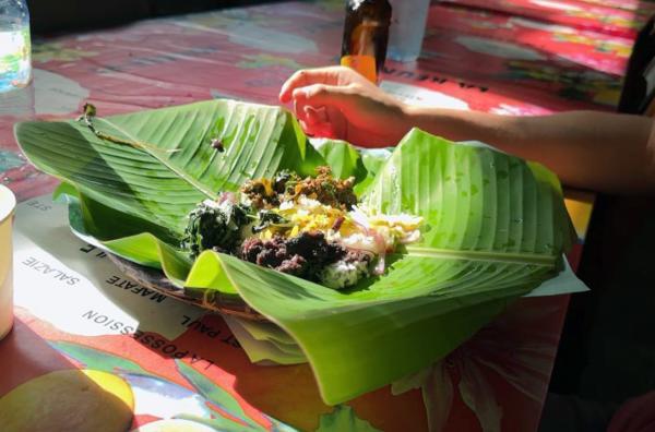 Bild 1 von 1: Cabri-Massalé, ein Gericht der indischen Gemeinschaft auf La Réunion, wird traditionell aus dem Fleisch heiliger Tiere zubereitet.