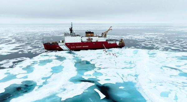 Bild 1 von 3: Der Eisbrecher \