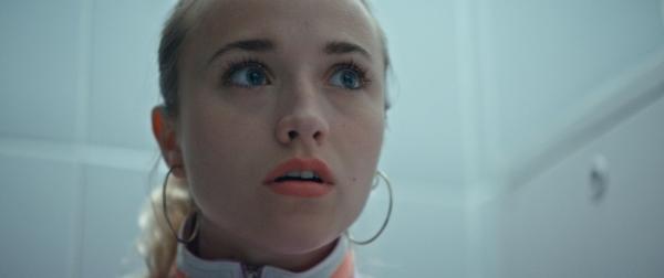 Bild 1 von 4: Lola Bouvier (Chloé Jouannet)