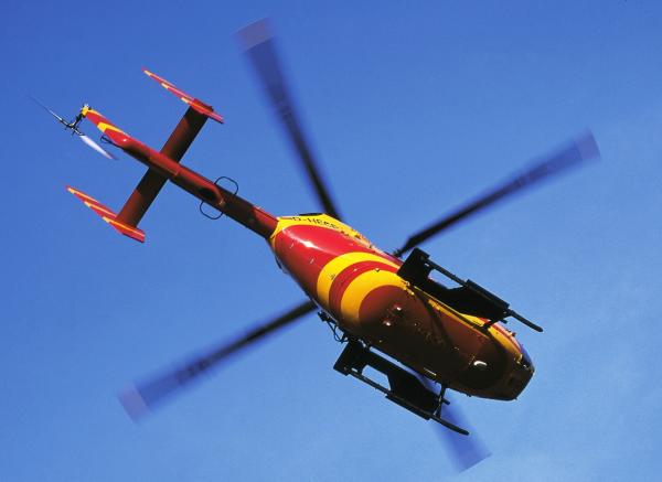 Bild 1 von 1: Medicopter 117 landet auf Basis