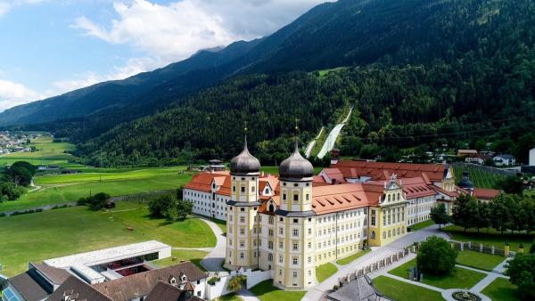 Bild 1 von 18: Im Bild: Kraftort Stift Stams.