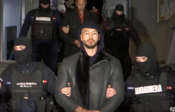 Bild 1 von 3: Andrew Tate wird im Dezember 2022 in Rumänien verhaftet.