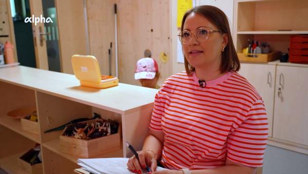 Bild 1 von 1: Magdalena lehrt an der Fachakademie für Sozialpädagogik in Kaufbeuren und arbeitet als Erzieherin und Kindheitspädagogin in einem Kindergarten in Marktoberdorf im Allgäu.