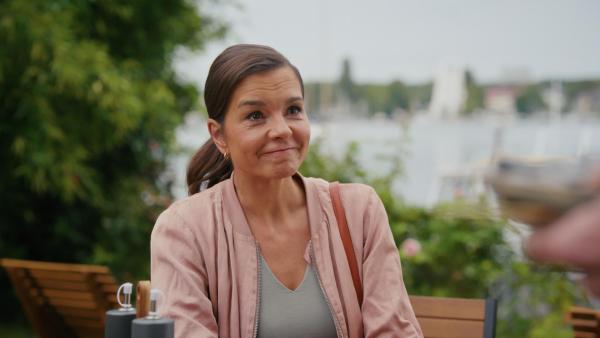 Bild 1 von 15: Anna Fischer (Susan Hoecke)