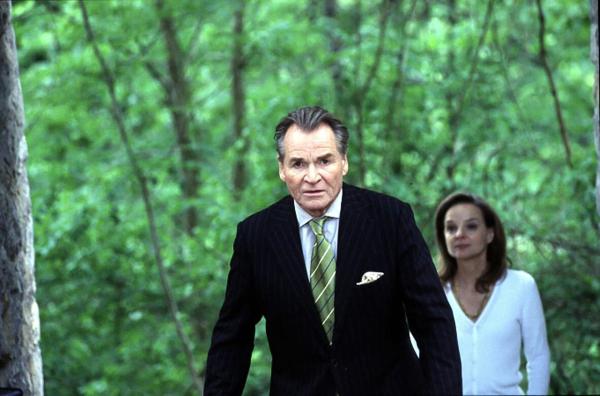 Bild 1 von 9: Im Bild: Fritz Wepper (Wolfgang Wöller), Sissy Höfferer (Freifrau von Blauen).