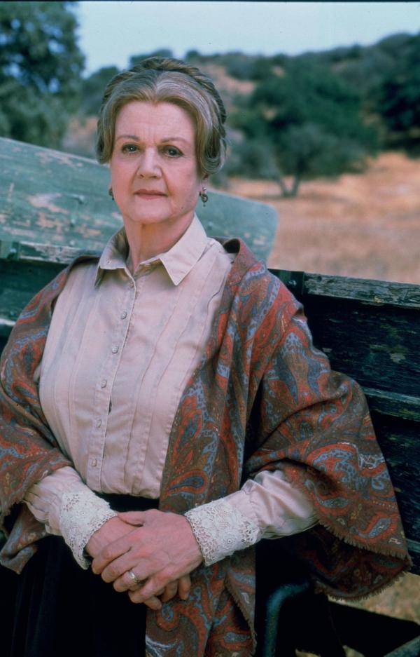 Bild 1 von 3: Jessica Fletcher (Angela Lansbury)