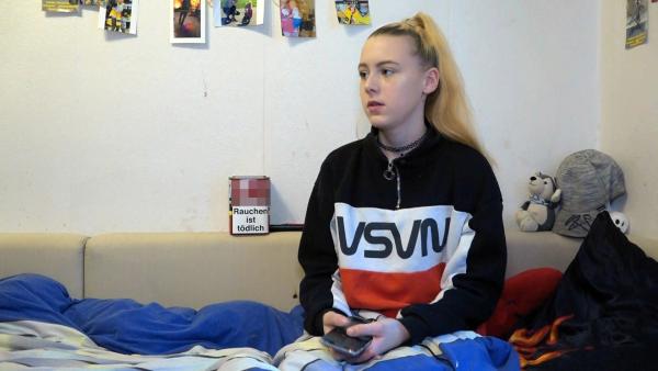 Bild 1 von 5: Connys Tochter Angelina (15) bleibt regelmäßig von der Schule fern