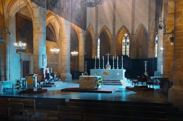 Bild 1 von 4: Die Kathedrale von Mende: Religion spielte in der Geschichte um die Bestie von Gévaudan eine große Rolle - in der Kathedrale suchten die Menschen Trost und Schutz.
