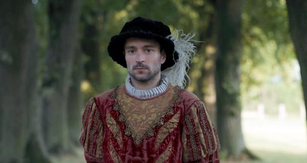 Bild 1 von 5: Der Aufstieg Wiens zur Weltstadt war kein Zufall, sondern folgte einem Masterplan. Eine der treibenden Kräfte dahinter war der große Habsburger Stratege Rudolf der Stifter, der den gotischen Stephansdom und der Universität gründete. Die neue Universität wird bald darauf nicht nur zum Hort des Humanismus, sondern auch zum Schauplatz eines dunklen Kapitels der Stadtgeschichte, der Judenverfolgung von 1421. Der Film greift zwei Schicksale dieser Zeit heraus, die eng mit diesem Gegensatz von Humanismus und religiösem Fanatismus verbunden sind. Im Bild: Michael Schwarz als Albrecht V.