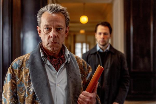 Bild 1 von 25: Im Bild (v.li.): George Lenz (Anton Mosner),  Daniel Langbein (Ludwig Mosner).