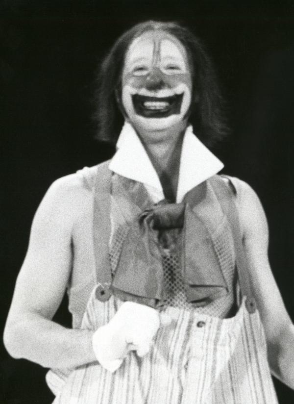 Bild 1 von 2: Der Clown in der Manege.