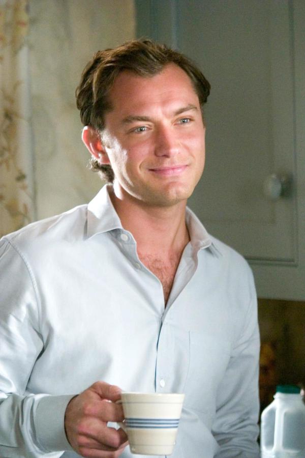 Bild 1 von 17: Im Bild: Jude Law (Graham).