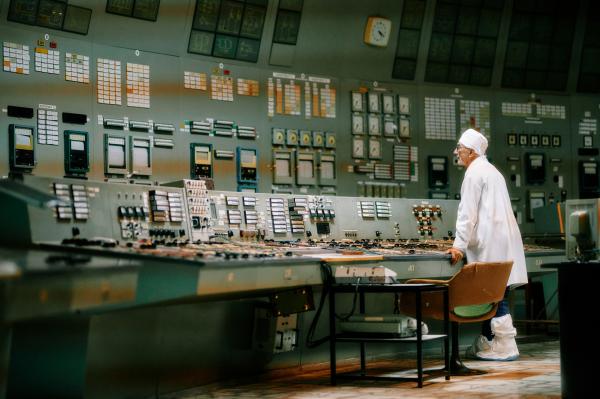 Bild 1 von 8: Der Atomingenieur Nikolai Steinberg lebt heute in Israel. Er setzt sich für die Sicherheit der ukrainischen Kernkraftwerke und ihren Schutz vor russischen Angriffen ein.