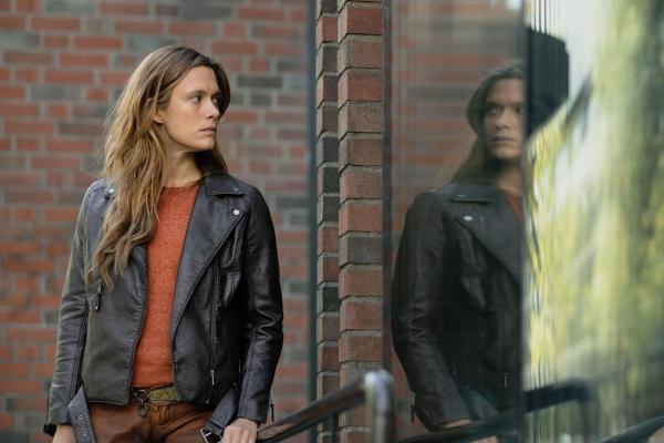 Bild 1 von 9: Alfhildr Enginsdottir (Krista Kosonen)