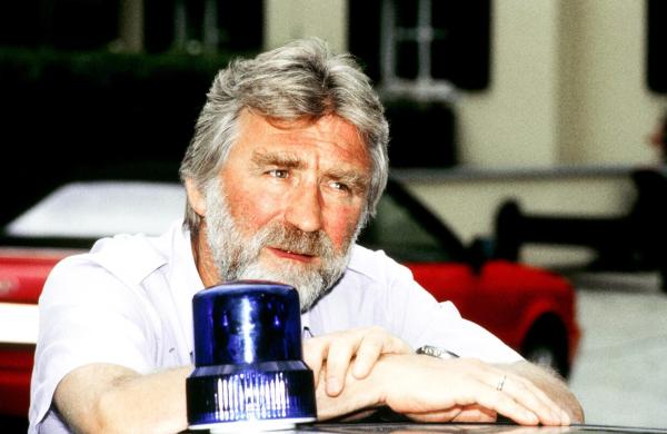 Bild 1 von 8: Im Bild: Heinz Marecek (Rudi Aschenbrenner).