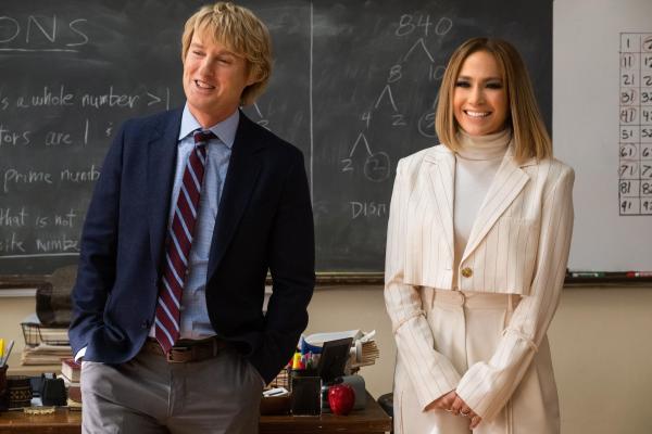Bild 1 von 7: Charlie (Owen Wilson, l.); Kat (Jennifer Lopez, r.)