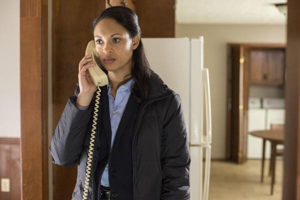 Bild 1 von 10: Marybeth Medina (Cynthia Addai-Robinson)